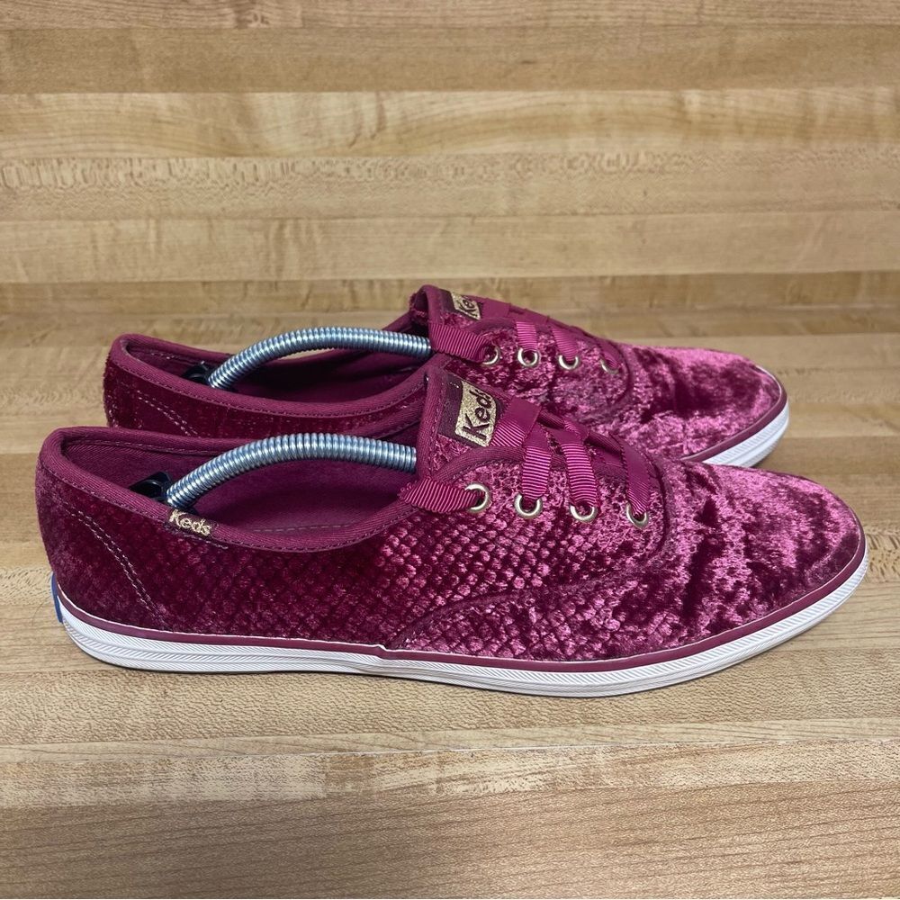 Keds Women Size 9.5 Maroon Velvet Lace Up Athletic Shoes Sneakers G14-61444